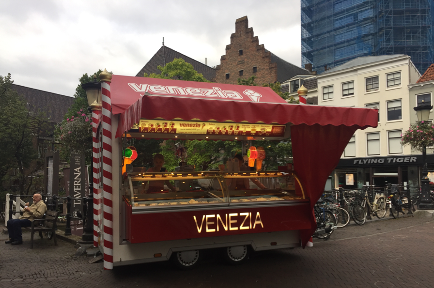 Venezia Ice Cream cart